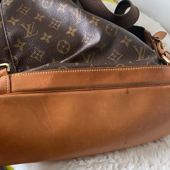 ⭐️⭐️SOLD on IG⭐️Louis Vuitton Montsouris GM - Picture 8 of 14